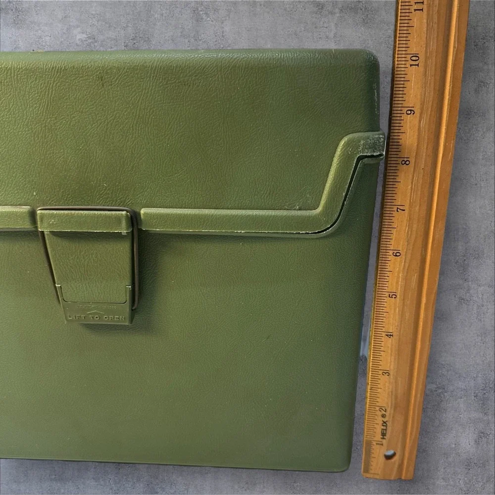 Vintage 1970's Sterling Plastics File Storage‎ Box in Army Green File Folders